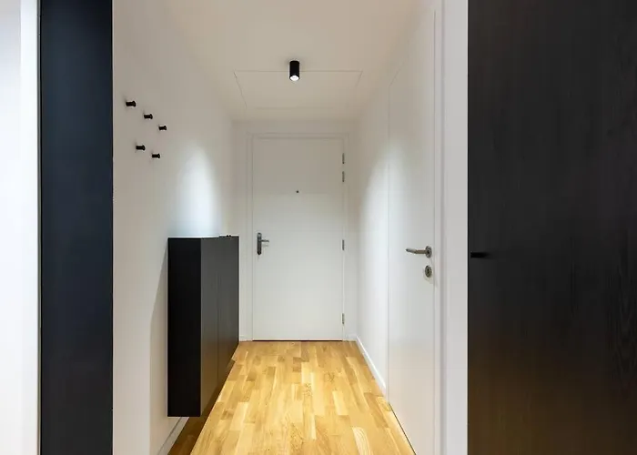 Slovakia Modern Urban Sanctuary Апартаменти Братислава