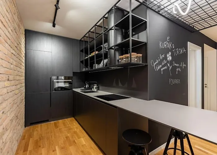 Slovakia Modern Urban Sanctuary Апартаменти Братислава